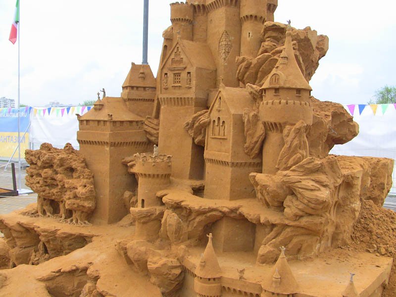 Чемпионат мира по скульптуре из песка в Коломенском 
