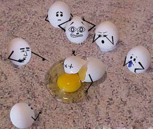 Креативные яйца-смайлики 
