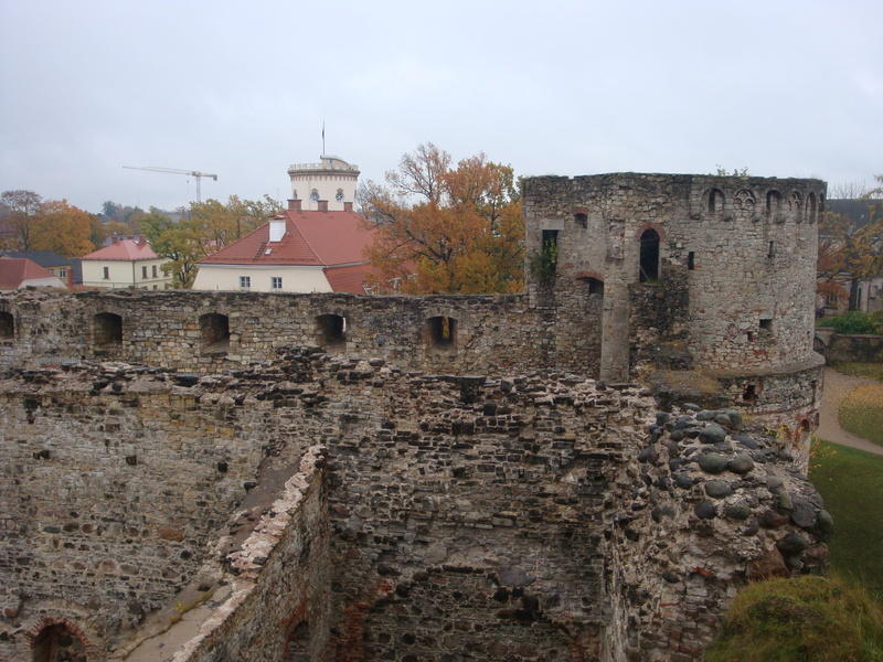 О чём расскажут башни замка Венден?. Клик - следующее фото.