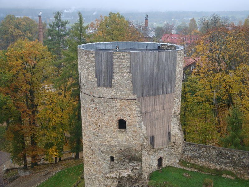 О чём расскажут башни замка Венден?. Клик - следующее фото.