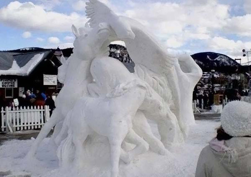 Скульптуры из снега 