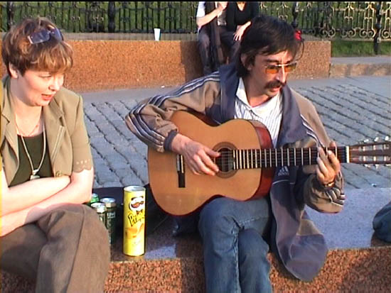 . Клик - следующее фото.
