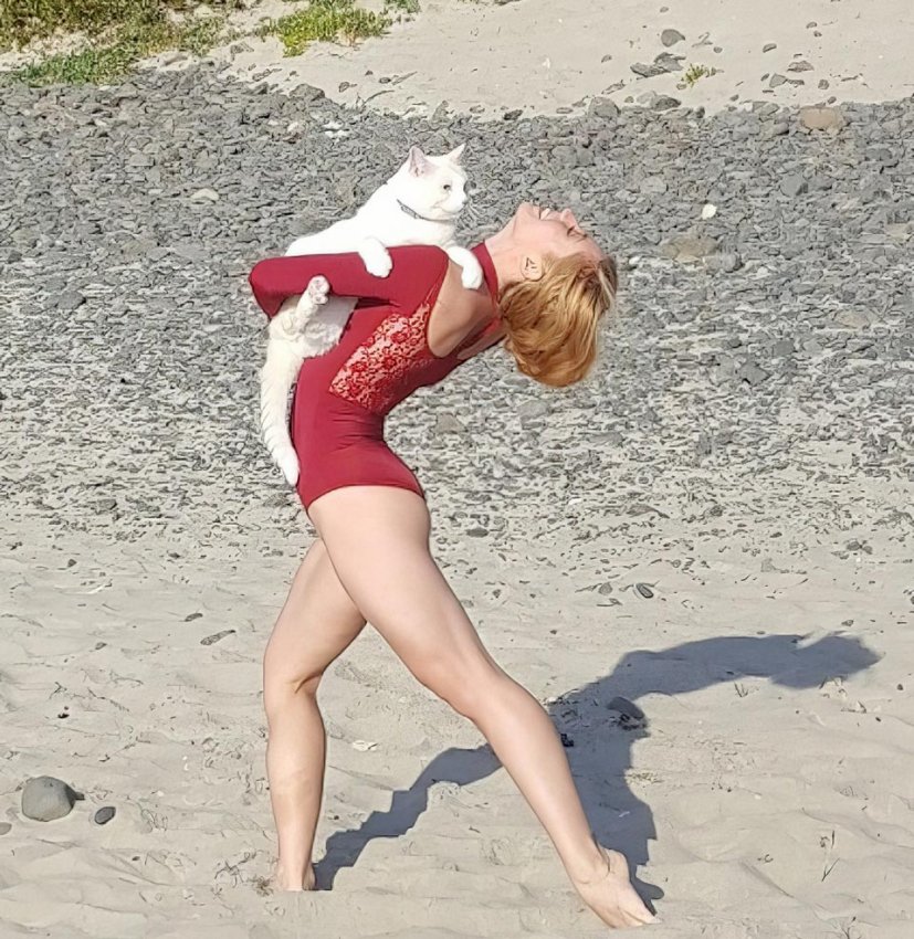,