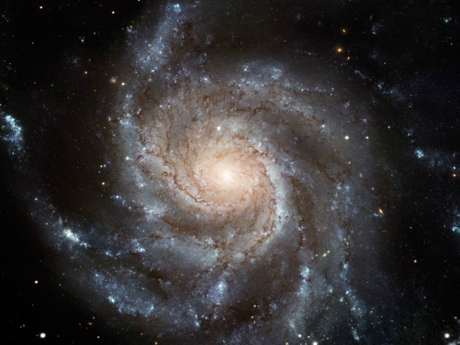 NGC 5457 — Галактика Цевочное Колесо
