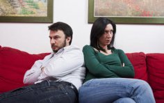 Как пережить ссору с мужем? 
Tatagatta, Shutterstock.com